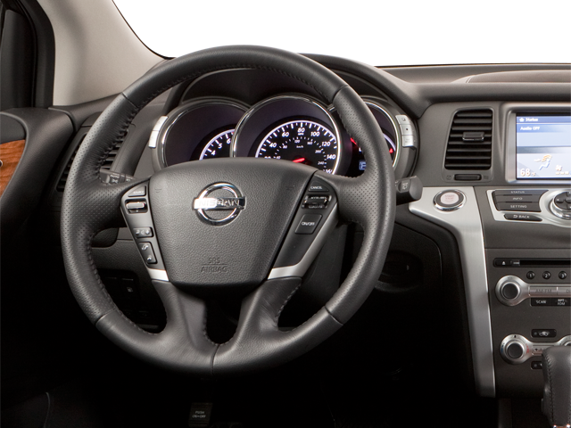 2010 Nissan Murano LE