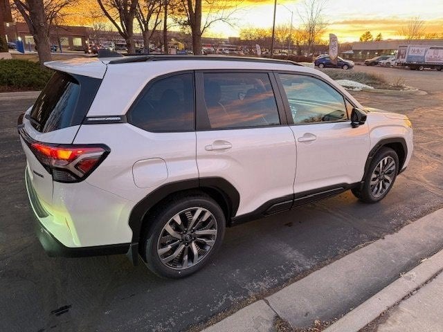 2025 Subaru FORESTER Touring