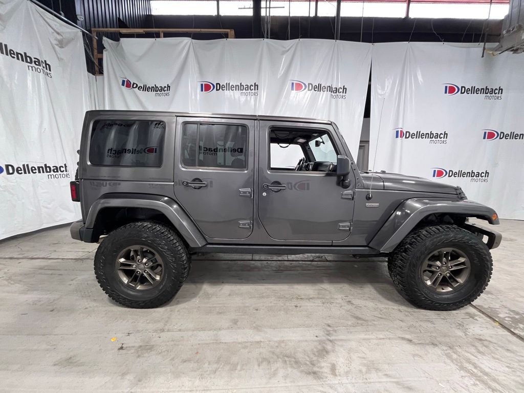 2016 Jeep Wrangler Unlimited Sahara