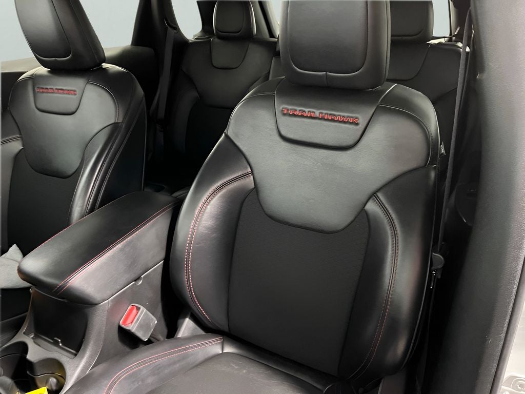 2021 Jeep Cherokee Trailhawk