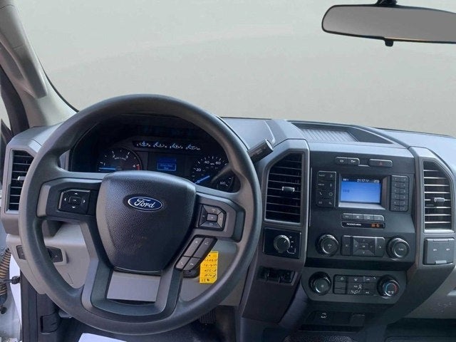 2022 Ford F-350 Chassis XL 179 WB