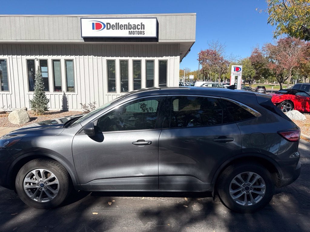 2022 Ford Escape SE