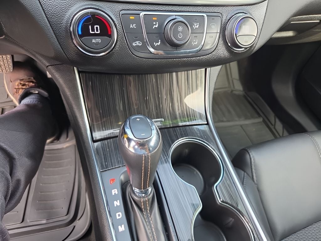 2017 Chevrolet Impala LT 1LT