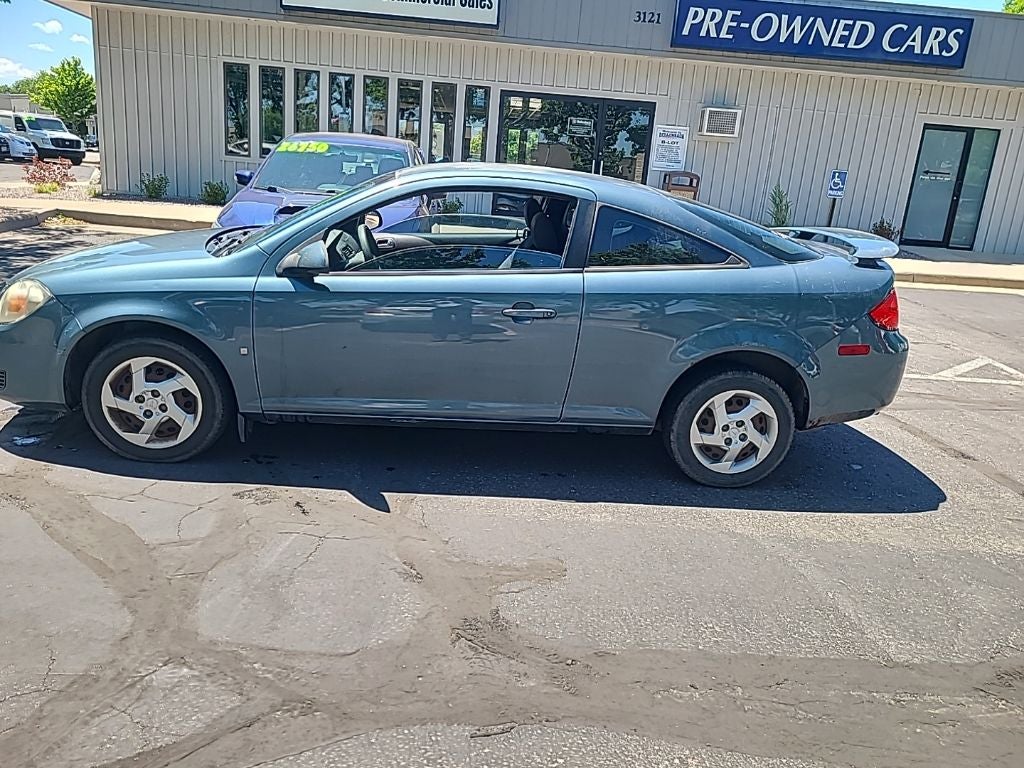2007 Pontiac G5 G5 Base's photo