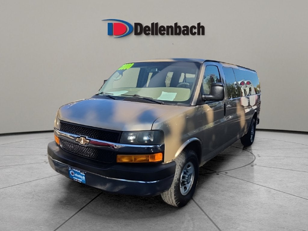 2011 Chevrolet Express 3500 LT Passenger