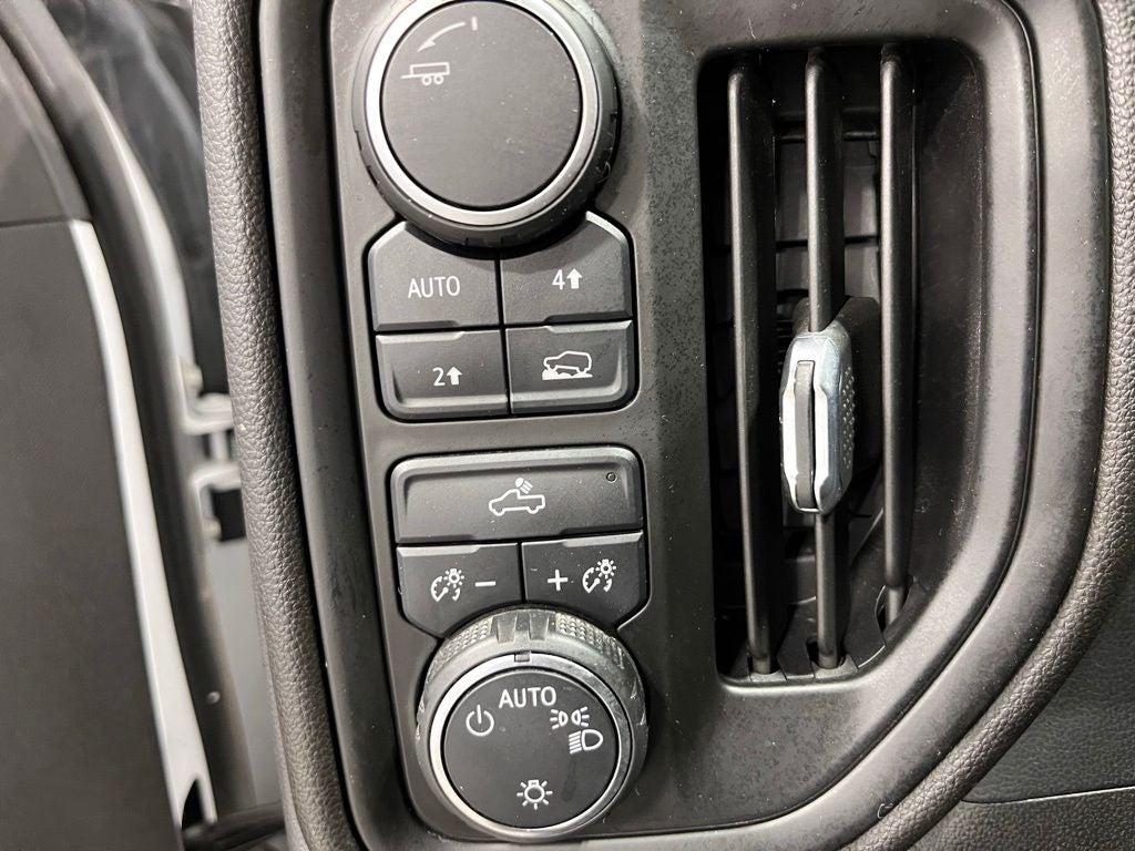 2022 Chevrolet Silverado 1500 WT