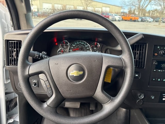 2024 Chevrolet Express 2500 Work Van Cargo