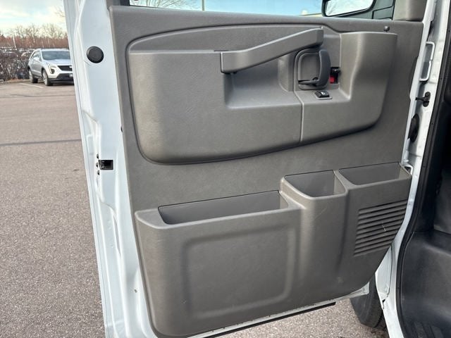 2024 Chevrolet Express 2500 Work Van Cargo