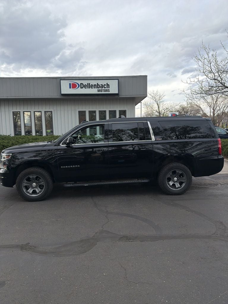 2017 Chevrolet Suburban LT