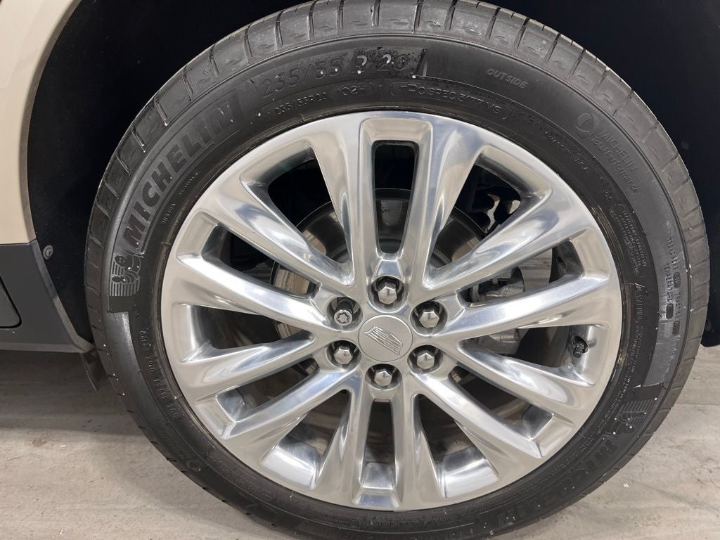 2017 Cadillac XT5 Platinum