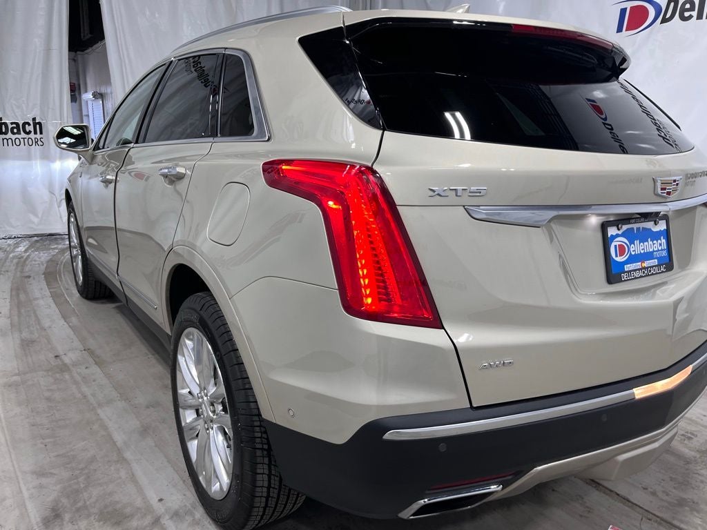 2017 Cadillac XT5 Platinum