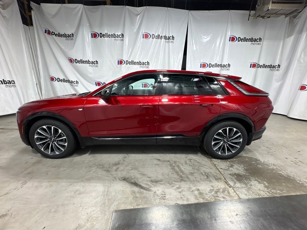 2024 Cadillac LYRIQ Sport