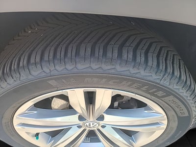 2019 Volkswagen Atlas 3.6L V6 SE R-Line