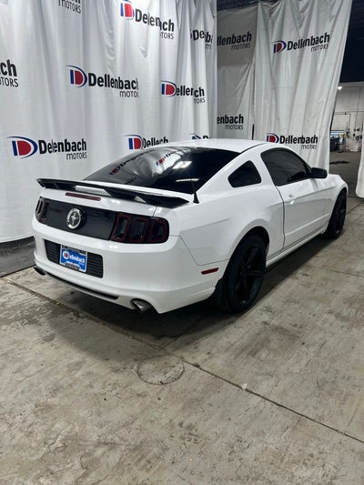 2014 Ford Mustang V6