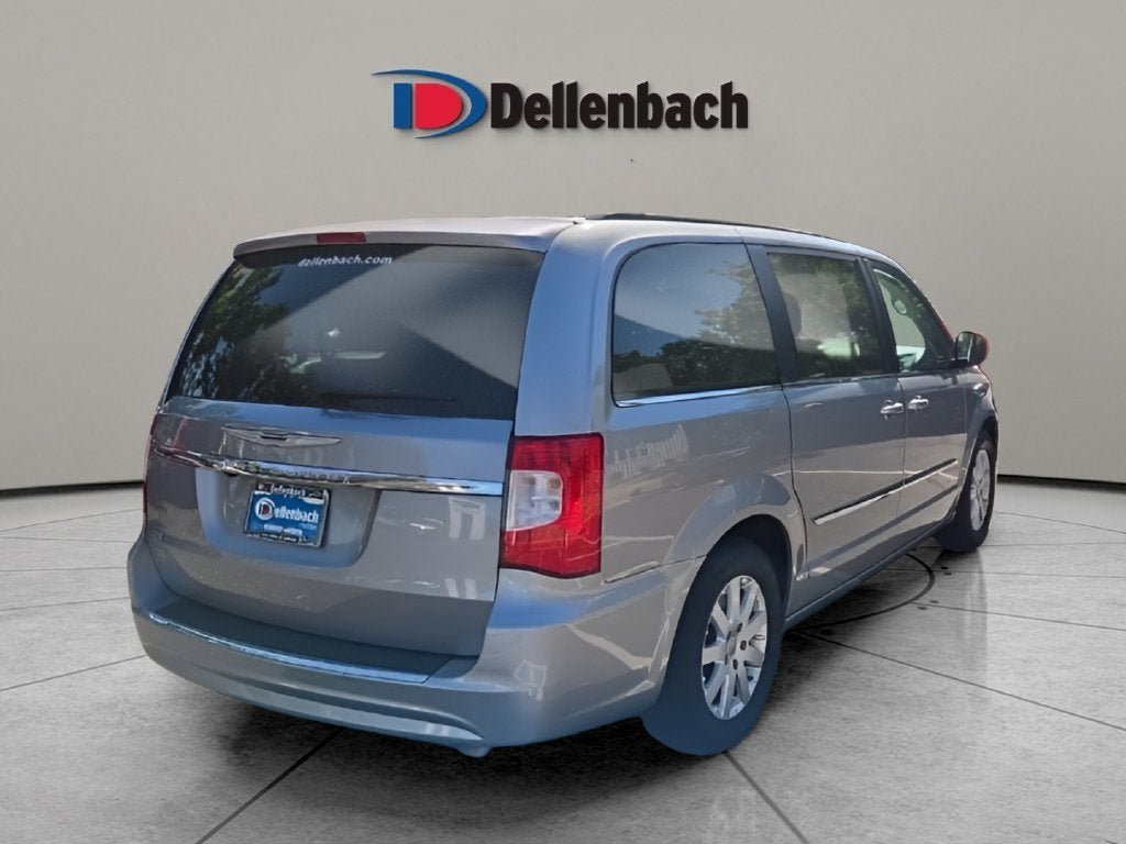 2015 Chrysler Town & Country Touring