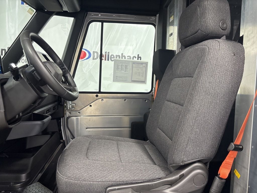 2024 BrightDrop Zevo 400 eAWD 400