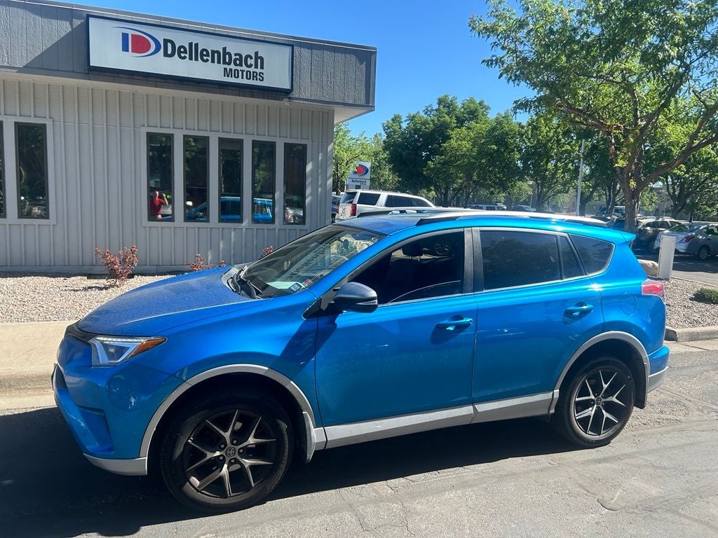 2017 Toyota RAV4 SE