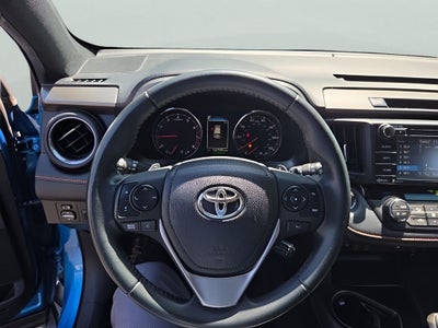 2017 Toyota RAV4 SE