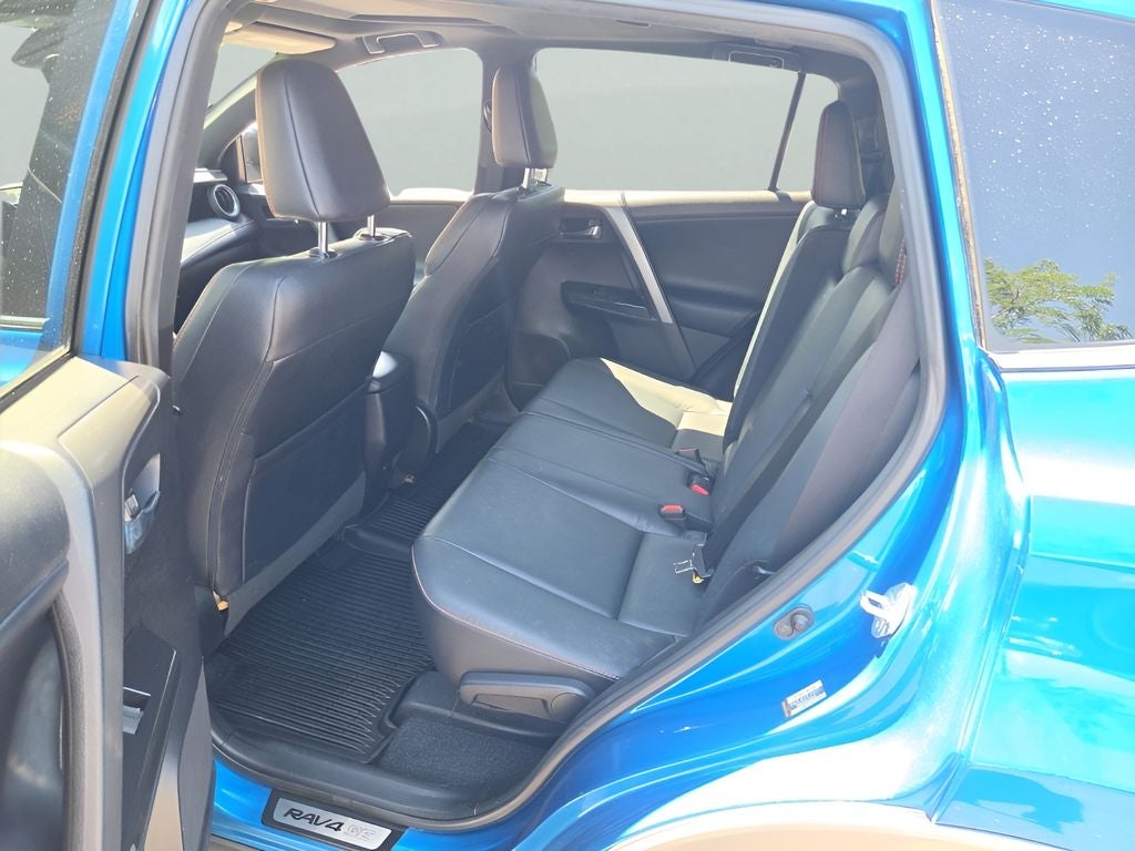 2017 Toyota RAV4 SE