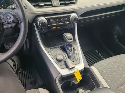 2020 Toyota RAV4 Hybrid XLE