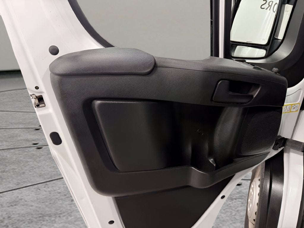 2025 RAM ProMaster 2500 Base 136 WB