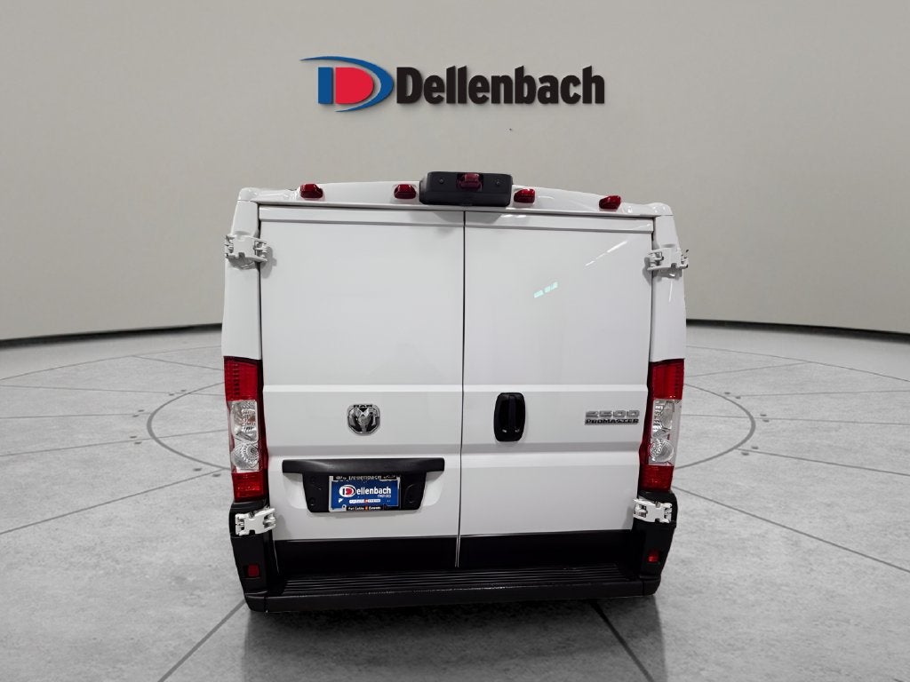 2025 RAM ProMaster 2500 Base 136 WB