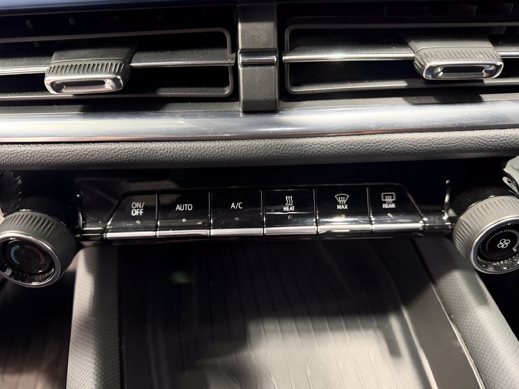 2024 Chevrolet Equinox EV LT