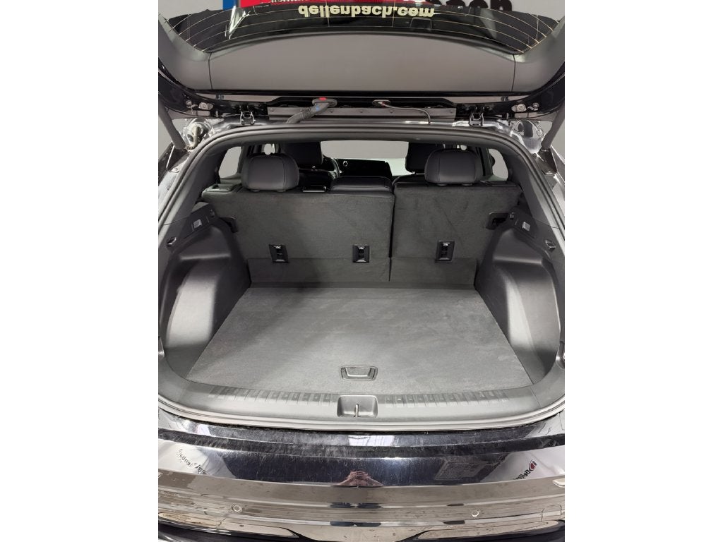 2024 Chevrolet Equinox EV Launch Edition - Photo 13