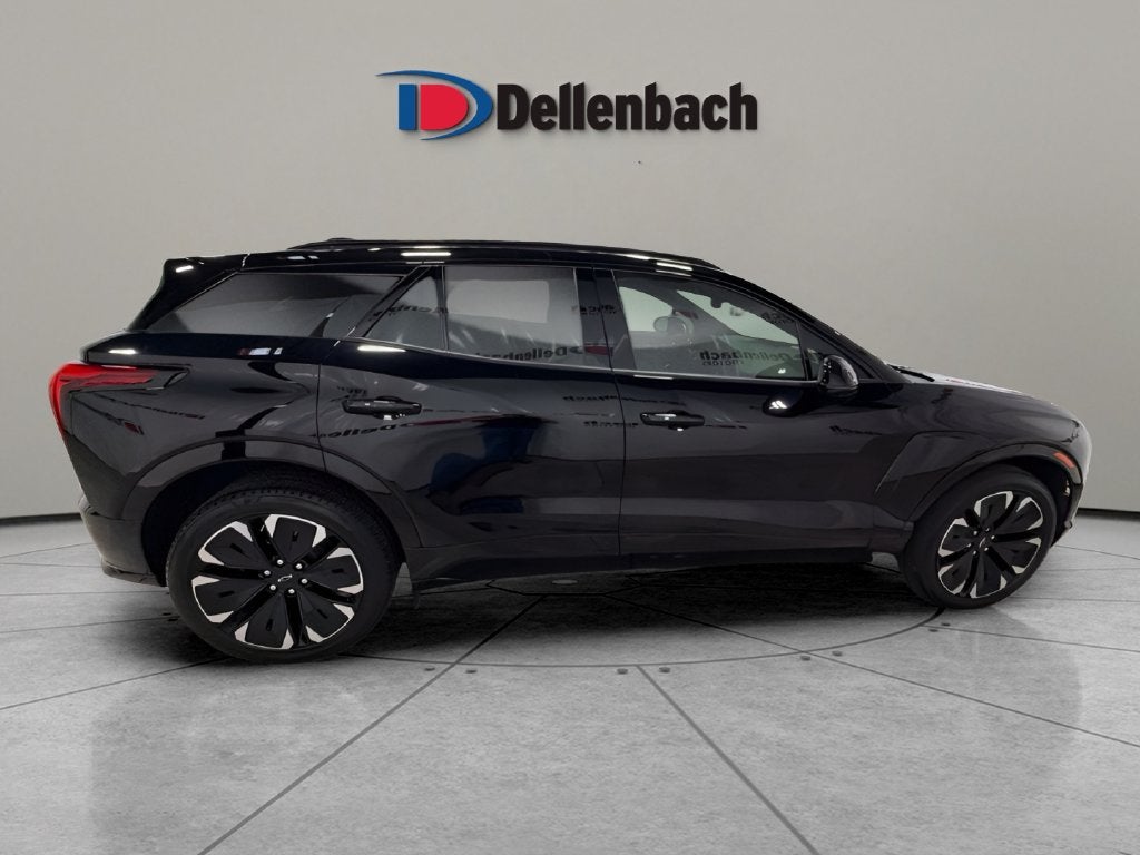 2024 Chevrolet Equinox EV Launch Edition - Photo 6