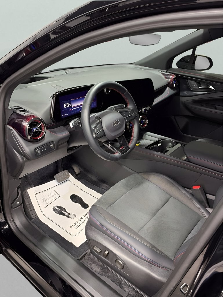 2024 Chevrolet Equinox EV Launch Edition - Photo 9