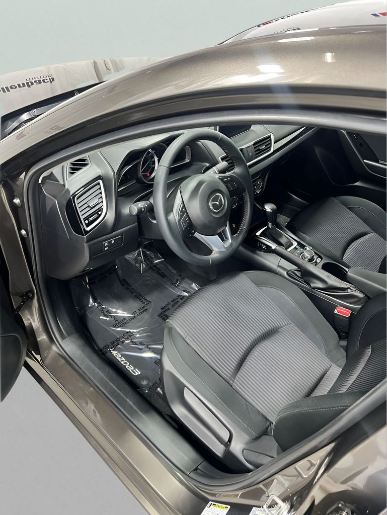 2015 Mazda Mazda3 i Touring
