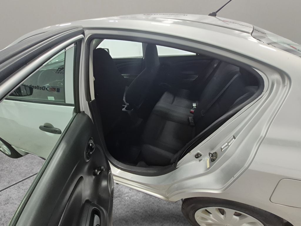 2016 Nissan Versa 1.6 S