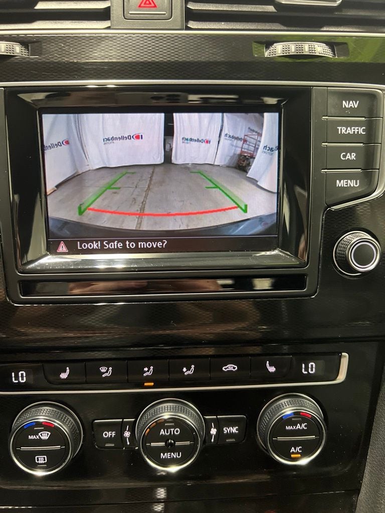 2015 Volkswagen Golf GTI Autobahn
