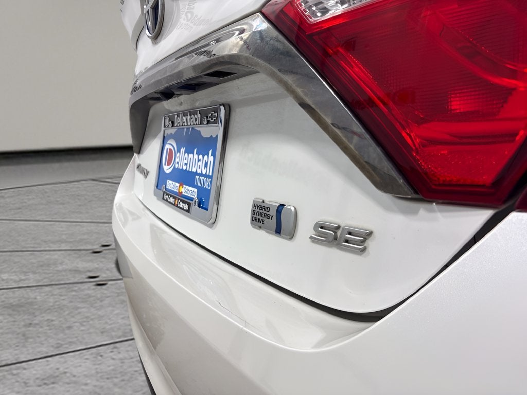2016 Toyota Camry Hybrid SE