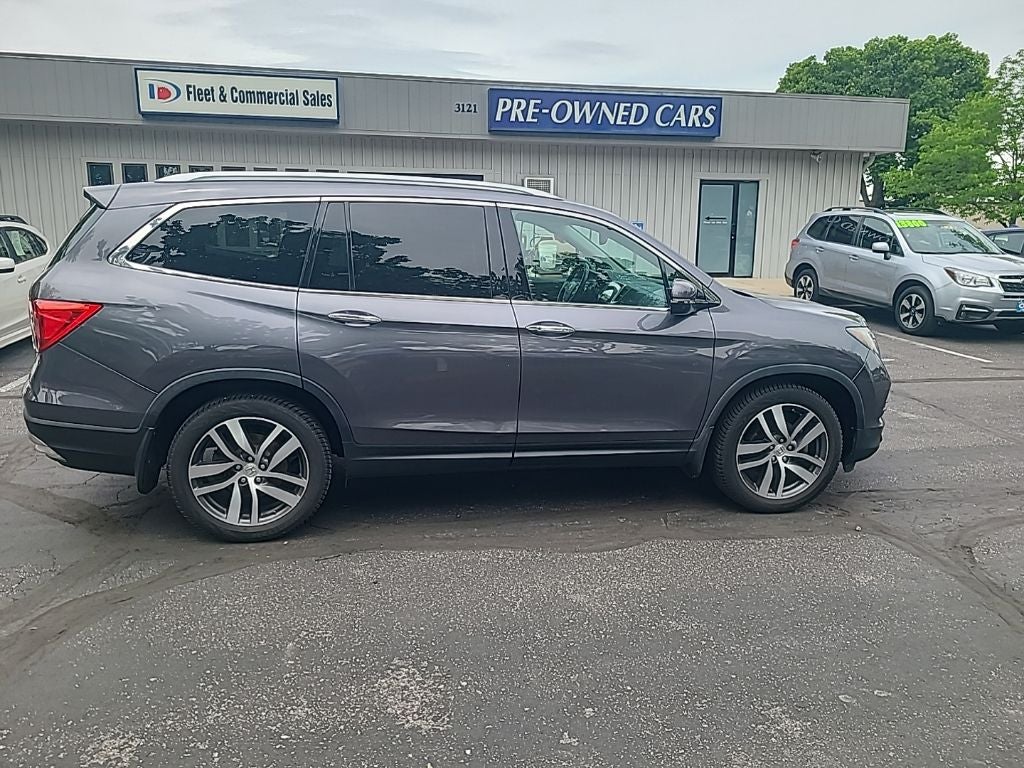2018 Honda Pilot 4WD Elite's photo