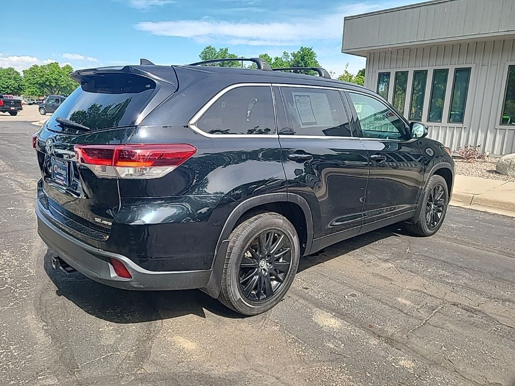 2019 Toyota Highlander SE