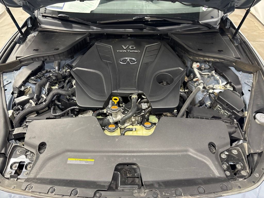 2021 INFINITI Q60 Red Sport 400