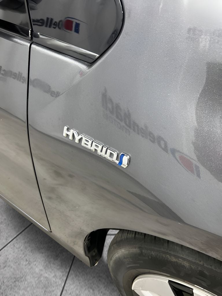 2018 Toyota Prius Three