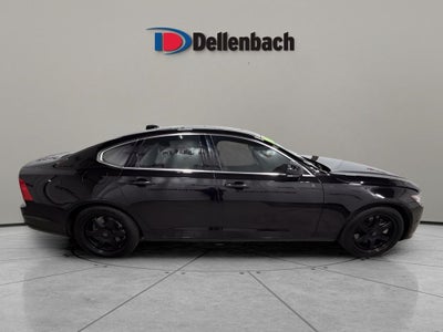 2017 Volvo S90 T6 Momentum